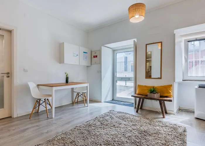 شقة 1bdr Cozy Flat In Heart Of By Lovelystay