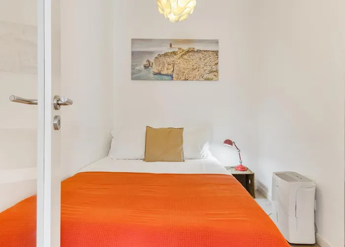 1bdr Cozy Flat In Heart Of By Lovelystay Lisboa