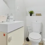 Апартаменты 1bdr Cozy Flat In Heart Of By Lovelystay *